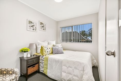 Photo of property in 2/22 Bingara Place, Favona, Auckland, 2024