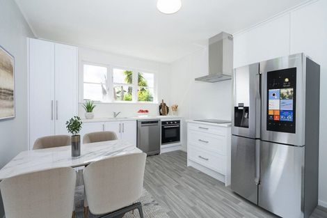 Photo of property in 1/494 Swanson Road, Ranui, Auckland, 0612