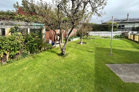 Photo of property in 26 Burn Street, Holmes Hill, Oamaru, 9401