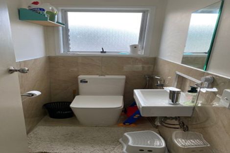 Photo of property in 4 Gallony Avenue, Massey, Auckland, 0614