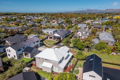 Photo of property in 2/179 Weston Road, St Albans, Christchurch, 8052