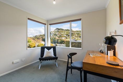 Photo of property in 69 Thatcher Crescent, Crofton Downs, Wellington, 6035