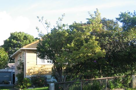 Photo of property in 114 Castor Crescent, Cannons Creek, Porirua, 5024