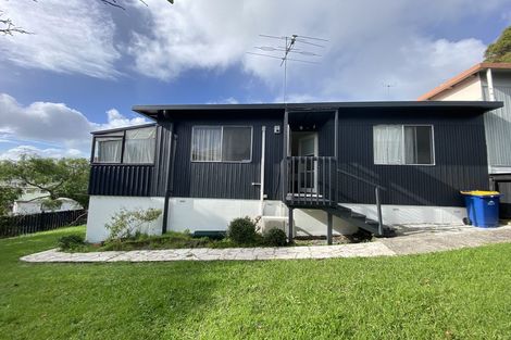 Photo of property in 2/14 Downing Street, Glenfield, Auckland, 0629