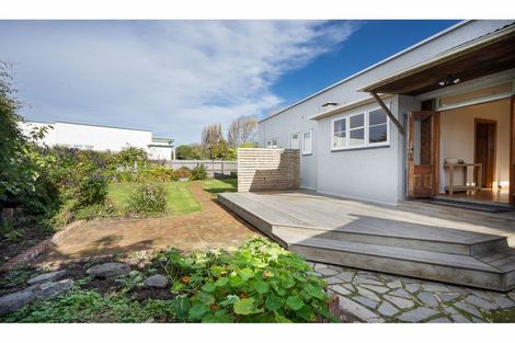 Photo of property in 12 Mccombs Street, Somerfield, Christchurch, 8024