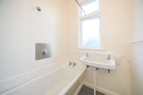 Photo of property in 94 Havill Street, Takaro, Palmerston North, 4410