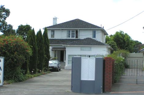 Photo of property in 4/236 Lake Road, Hauraki, Auckland, 0622