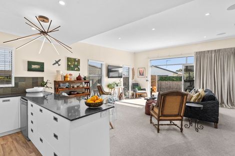 Photo of property in 15a Esther Street, Martinborough, 5711