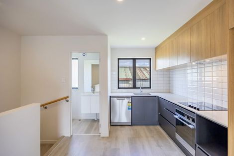 Photo of property in 8 Parenga Lane, Kumeu, 0810