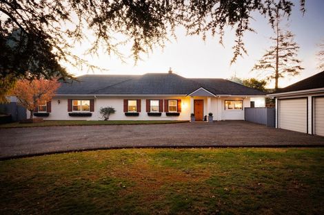 Photo of property in 8 Skerman Street, Marton, 4710