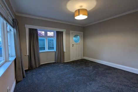 Photo of property in 30 Sussex Street, Mount Cook, Wellington, 6021