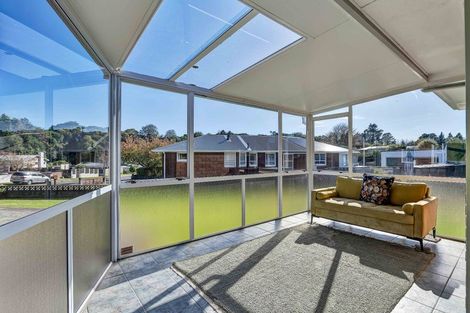 Photo of property in 2 Thames Street, Welbourn, New Plymouth, 4310
