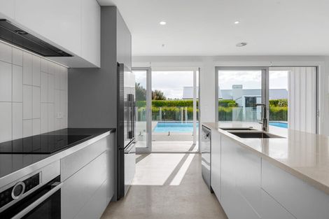 Photo of property in 77 Alan Livingston Drive, Cambridge, 3434