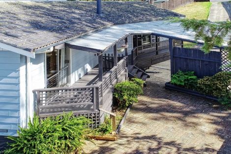 Photo of property in 28 Matama Road, Glen Eden, Auckland, 0602