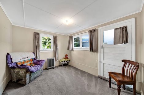 Photo of property in 85 Puriri Street, Hawera, 4610
