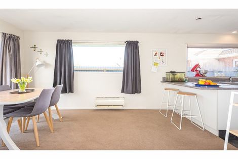 Photo of property in 303 Westminster Street, Mairehau, Christchurch, 8013