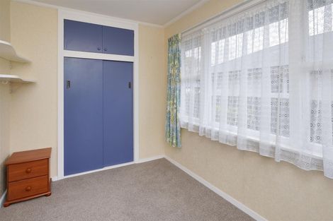 Photo of property in 14 Farquhars Road, Redwood, Christchurch, 8051