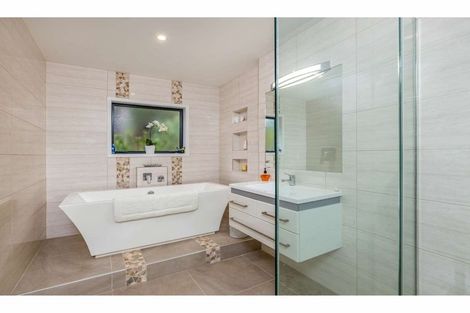 Photo of property in 27 Rarere Terrace, Kerikeri, 0230