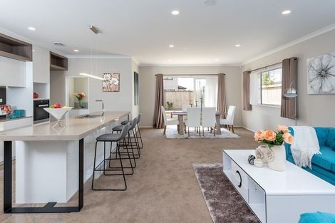Photo of property in 3 Creggan Crescent, Flat Bush, Auckland, 2019