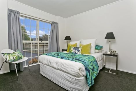Photo of property in 4 Bundoran Way, Pinehill, Auckland, 0632