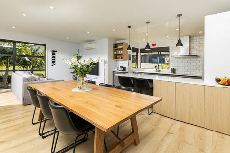 Photo of property in 4 Karika Place, Massey, Auckland, 0614