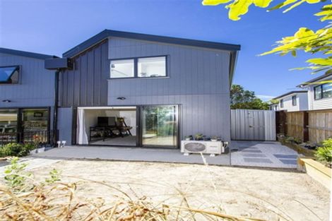 Photo of property in 2b Rosalind Road, Glenfield, Auckland, 0629