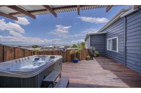 Photo of property in 108 Karaka Road, Thames, 3500