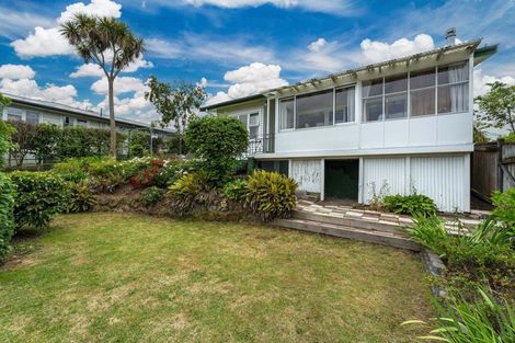 Photo of property in 27 Sunset Street, Hilltop, Taupo, 3330