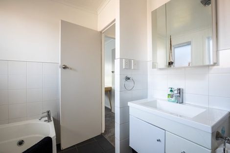 Photo of property in 60 Rosendale Avenue, Spotswood, New Plymouth, 4310