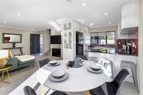 Photo of property in 17c Earlsworth Road, Mangere East, Auckland, 2024