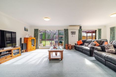 Photo of property in 62 Royal Oak Drive, Kelvin Grove, Palmerston North, 4414