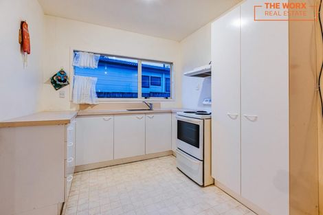 Photo of property in 35 Limond Street, Randwick Park, Auckland, 2105