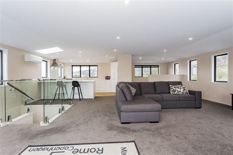 Photo of property in 23 Main Road, Redcliffs, Christchurch, 8081