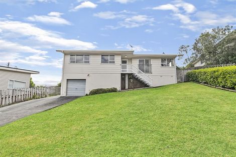 Photo of property in 21 Laurina Road, Sunnynook, Auckland, 0620
