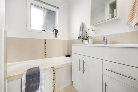 Photo of property in 53 Karen Crescent, Dinsdale, Hamilton, 3204