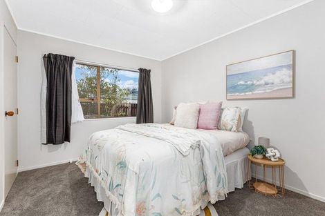 Photo of property in 59 Arawhata Road, Paraparaumu, 5032