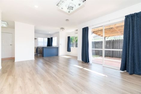 Photo of property in 87 Pooks Road, Ranui, Auckland, 0612