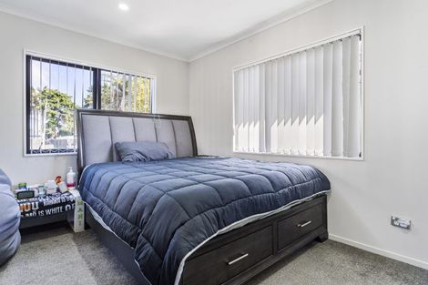 Photo of property in 66 Sunlands Drive, Manurewa, Auckland, 2102