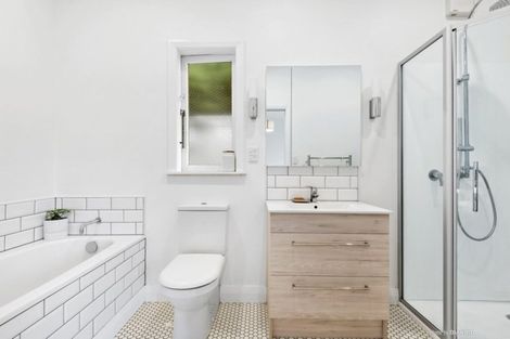 Photo of property in 51a Waipapa Road, Hataitai, Wellington, 6021