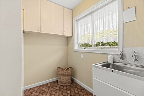 Photo of property in 15 Pembroke Street, Avondale, Christchurch, 8061