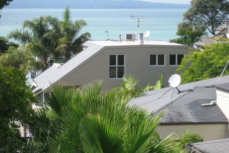 Photo of property in 2/75 Beach Road, Castor Bay, Auckland, 0620