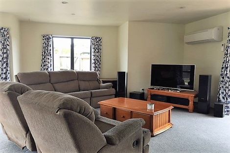 Photo of property in 27 Cardigan Bay Place, Addington, Christchurch, 8024