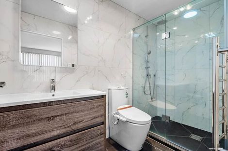 Photo of property in 24 Stephen Avenue, Henderson, Auckland, 0610
