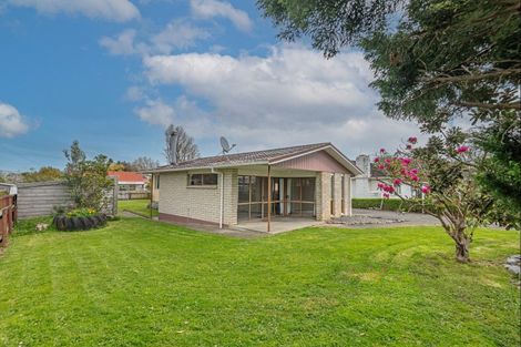 Photo of property in 21 Flower Street, Bulls, 4818