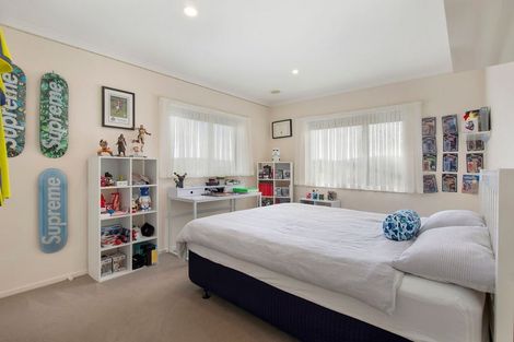 Photo of property in 14 Montego Place, Grenada Village, Wellington, 6037