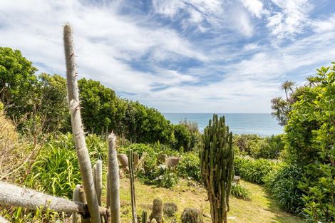 Photo of property in 13 Motukari Place, Onaero, Waitara, 4383