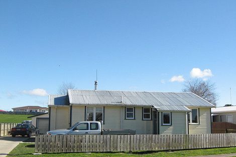 Photo of property in 4 Porritt Place, Waipukurau, 4200