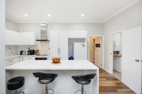 Photo of property in 32 Marne Street, Hokowhitu, Palmerston North, 4410