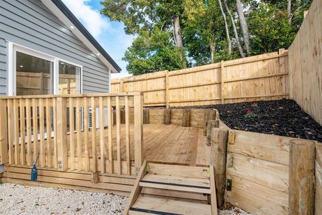 Photo of property in 18a Kearney Place, Massey, Auckland, 0614