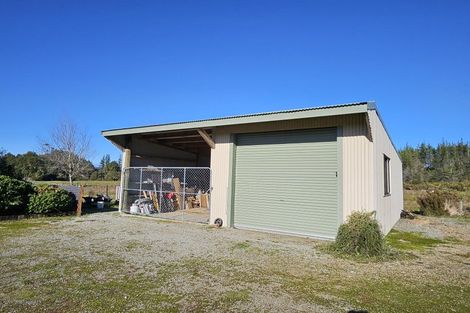 Photo of property in 720 Atarau Road, Atarau, Blackball, 7871